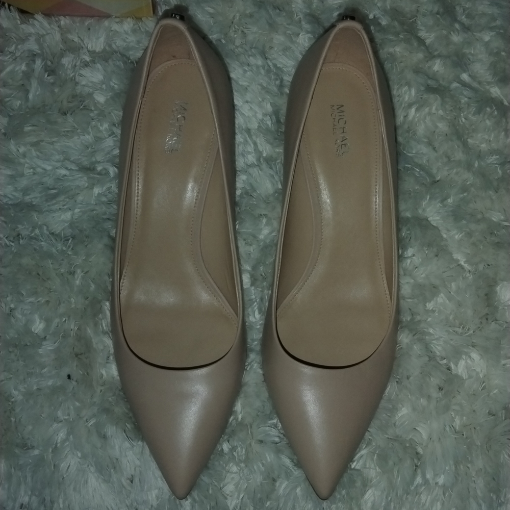 Michael kors heals